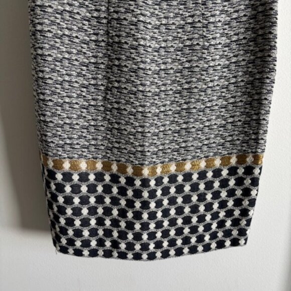 Carlisle Gold Shift Dress Quiet Luxury Designer Metallic Navy Sheath Office - Picture 4 of 5